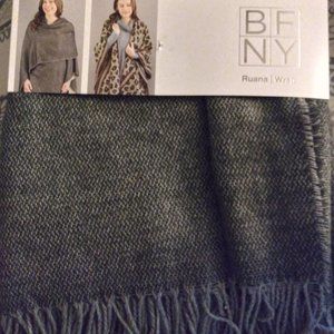 BF NY Ruana Wrap
